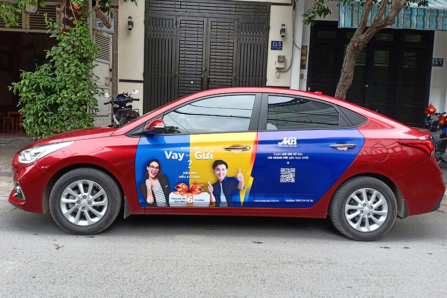 Dán decal xe Công Nghệ