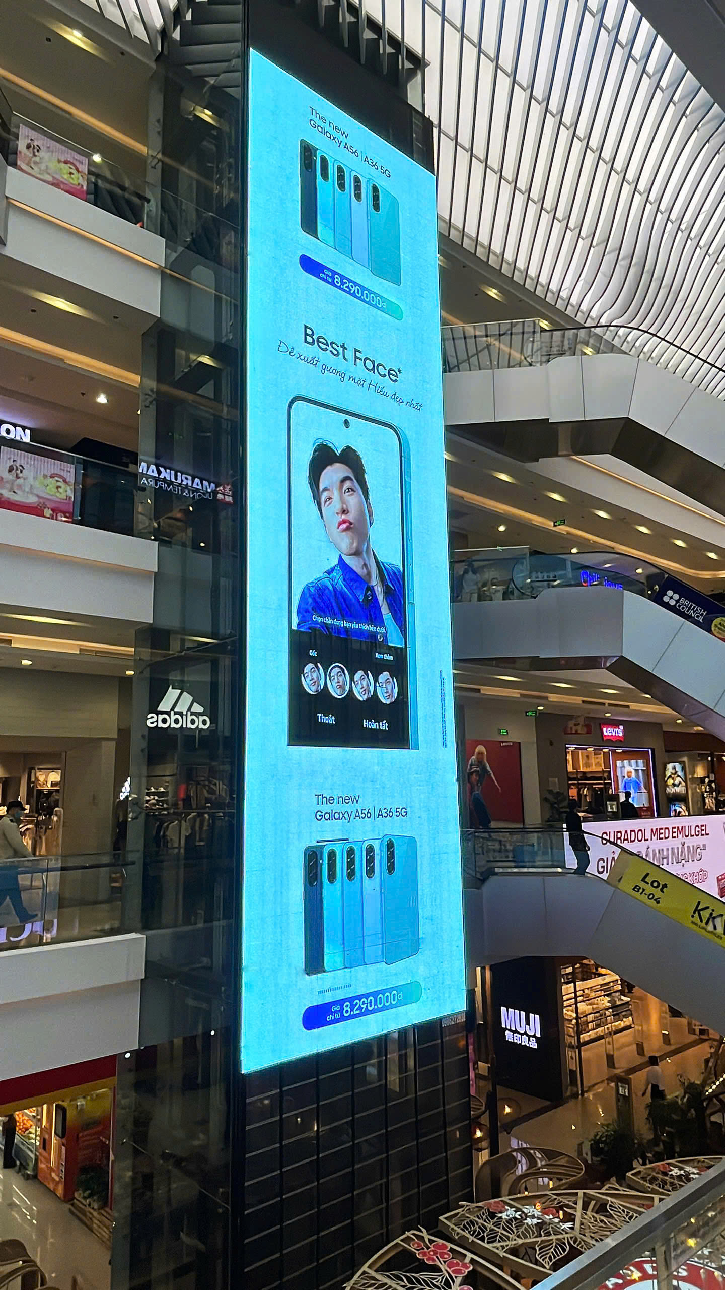 Led Liễu Giai Tại Vincom Metropolis