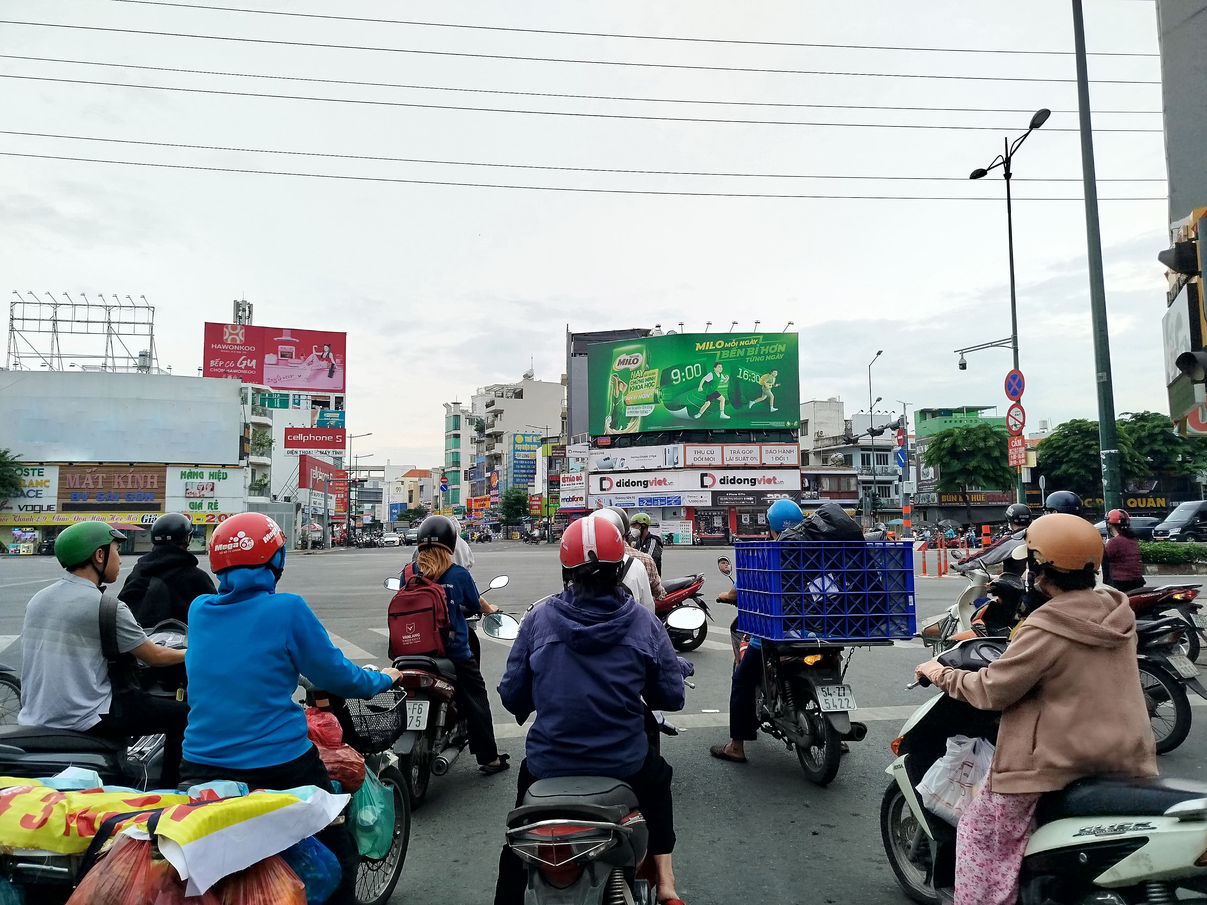 Billboard 626 Lê Quang Định