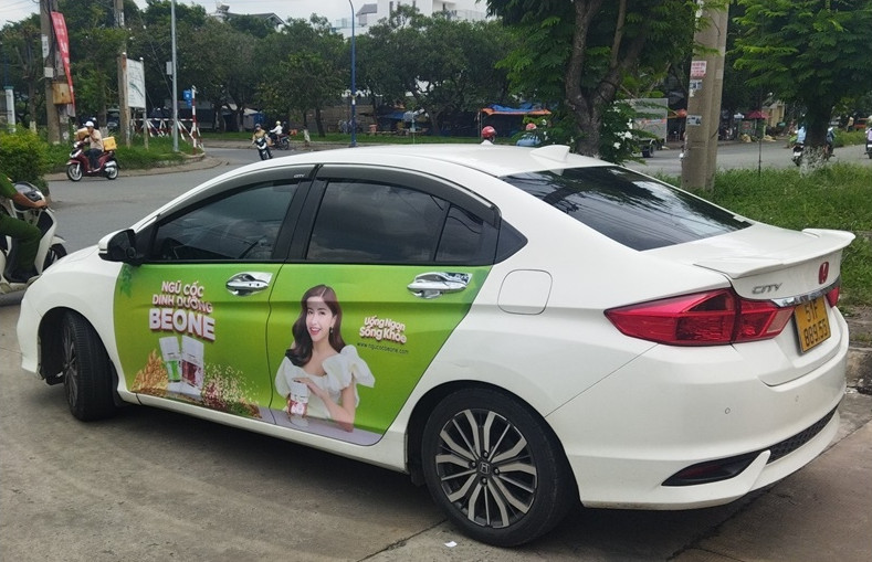 Dán decal xe Công Nghệ