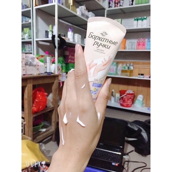 [FREE SHIP] Kem Dưỡng Da Tay Nhung Lụa Silky Hands