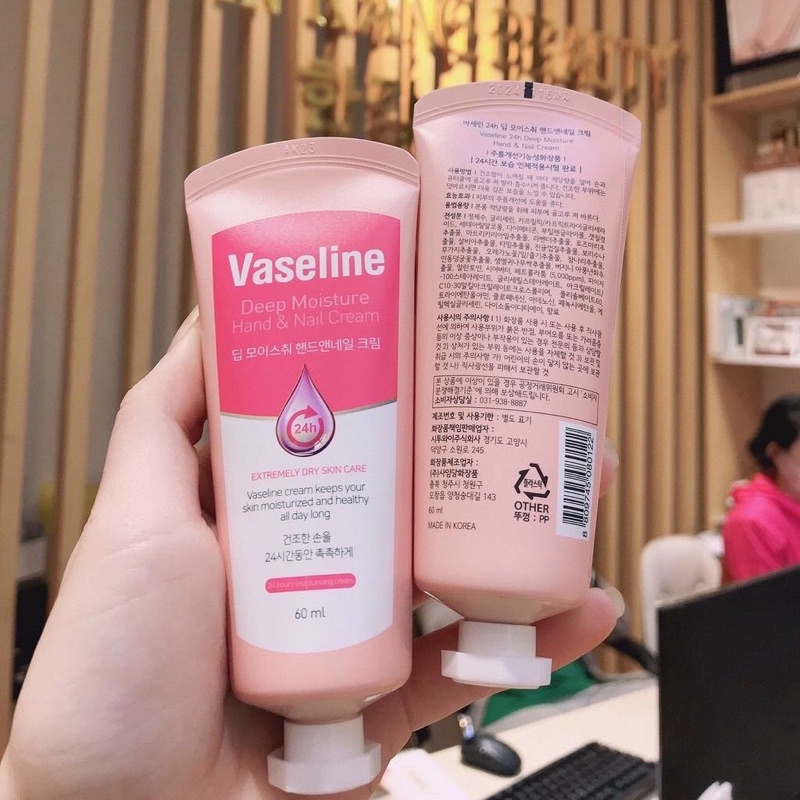 Kem Dưỡng Da Tay Và Móng Vaseline 24h Deep Moisture Hand & Nail Cream 60ml Hàn Quốc Hương Hoa Hồng Giúp Da Mềm Mại