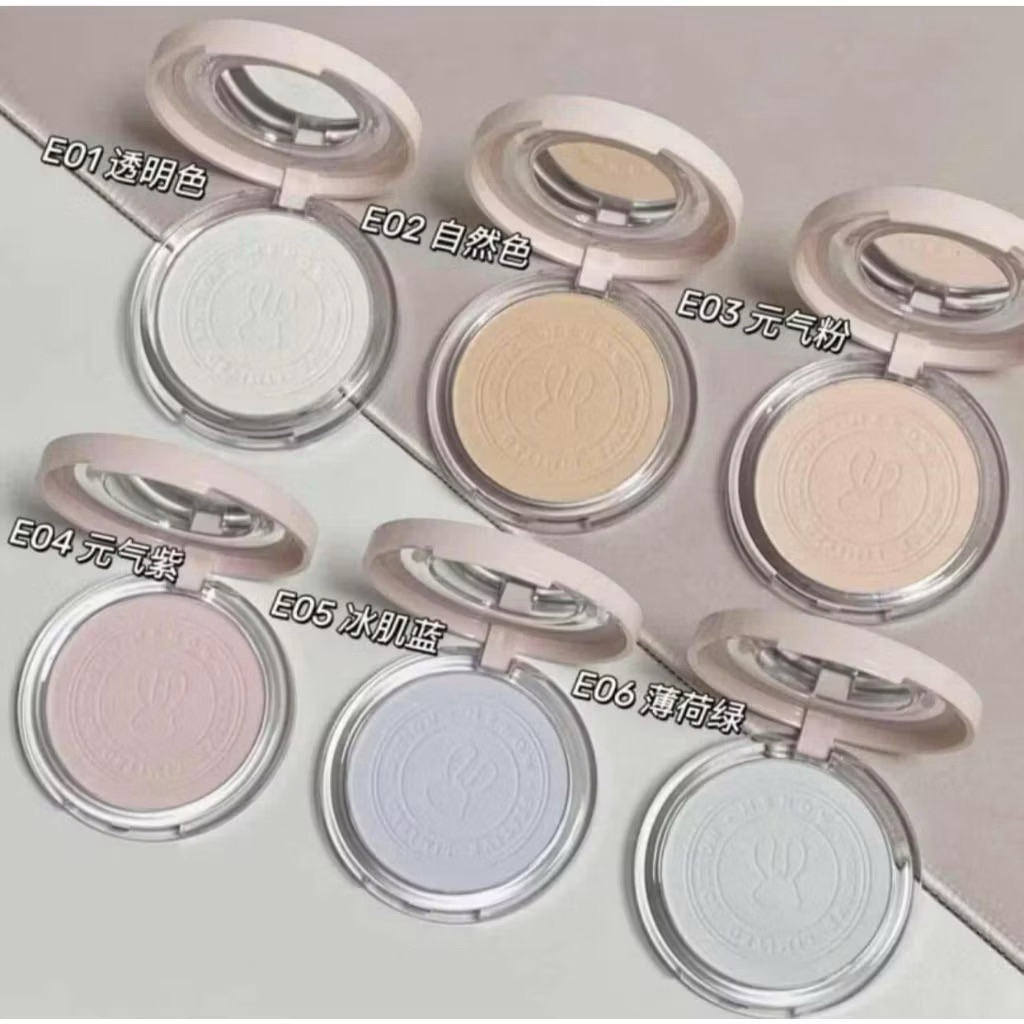 [TẶNG MÁ HỒNG] Phấn Phủ Menow Rabit Dạng Nén Vỏ Trắng Compact Powder Vietnam Edition, 8.5g