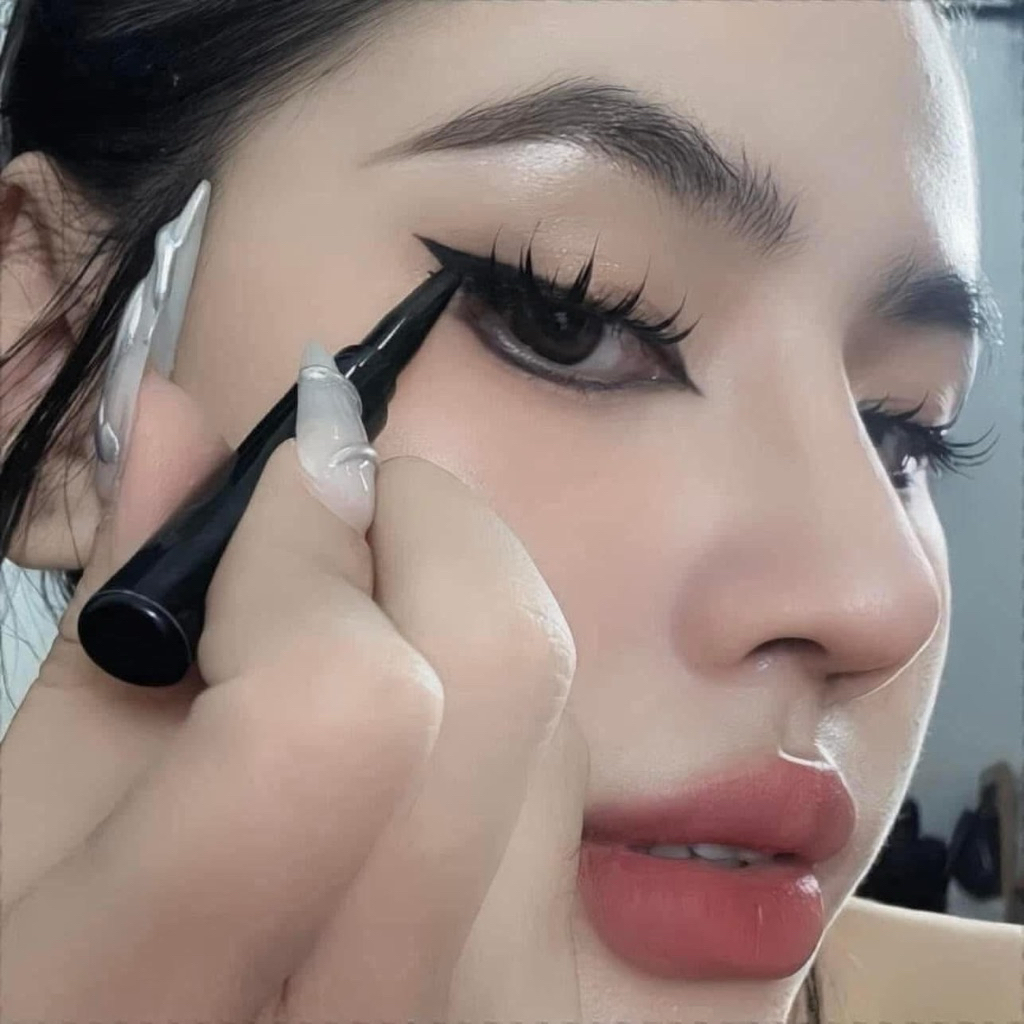 Gel kẻ mắt Tonymoly chống thấm nước lỳ lâu trôi bền màu (Nhập khẩu chính hãng)