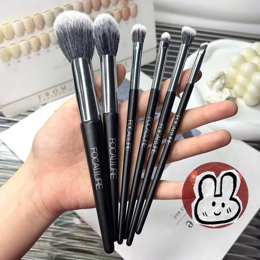 [FOCALLURE] Bộ 6 Cọ Trang Điểm FOCALLURE Đen Lông Mềm Mại (FA70)