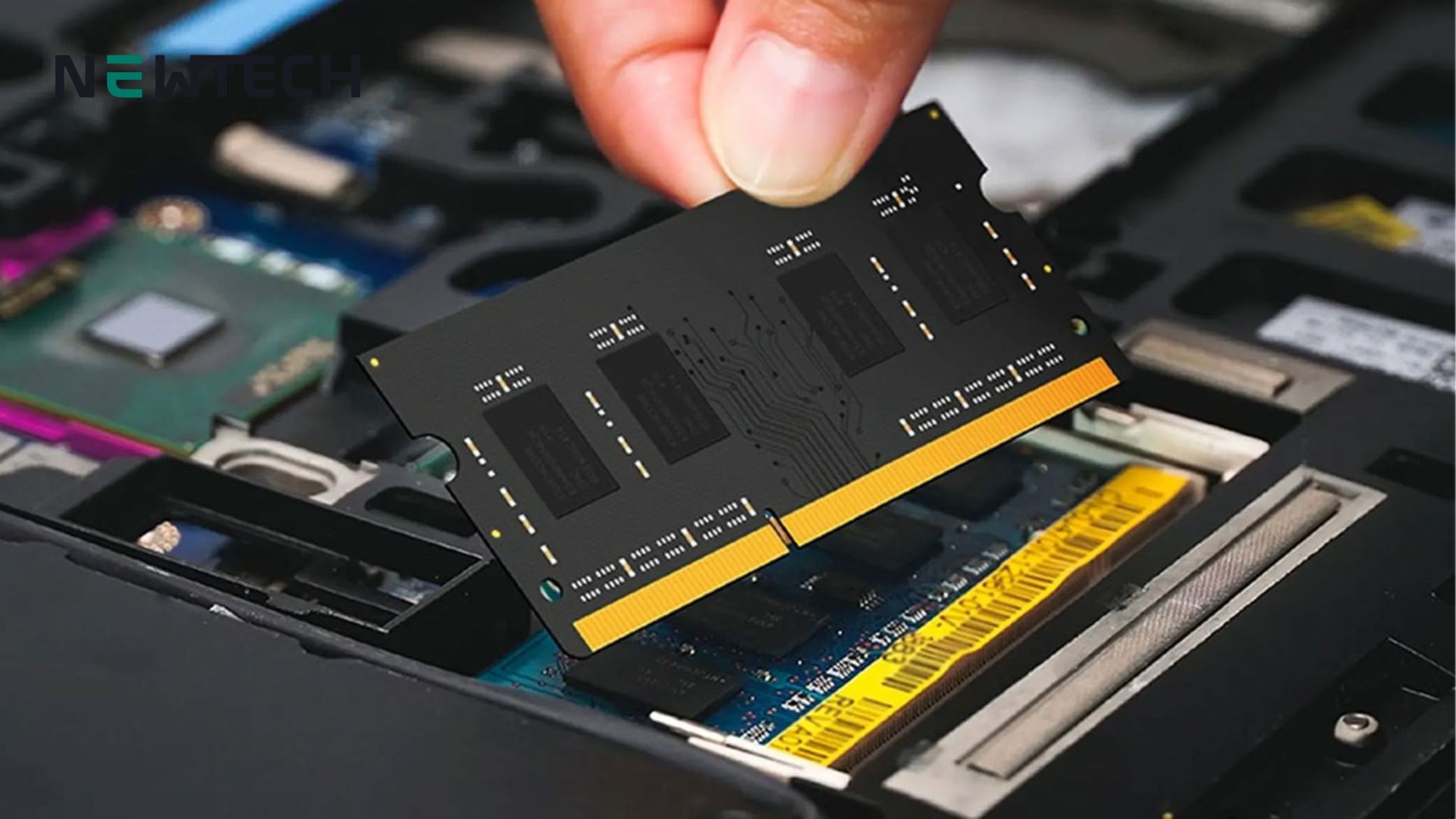 Nguyên lý hoạt động của RAM