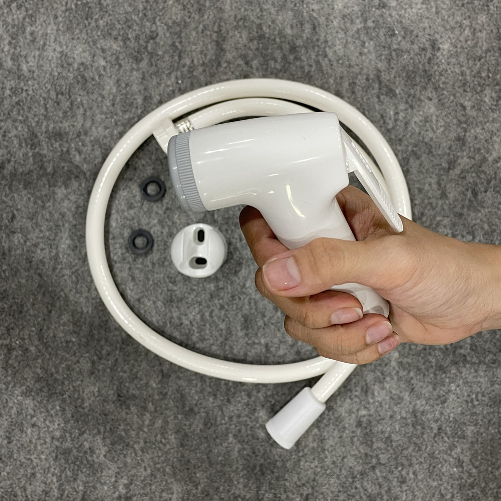 Vòi xịt vệ sinh Caesar BS304A