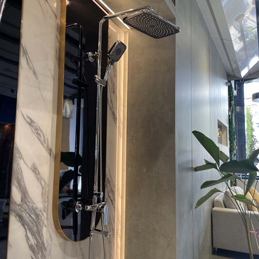 Sen cây nóng lạnh Luxta L7220