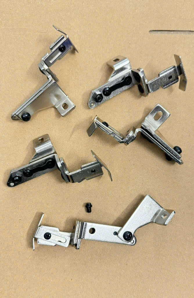 Bát cữ lộn vắt sổ Siruba 737 747 757, Cữ chặn vắt sổ