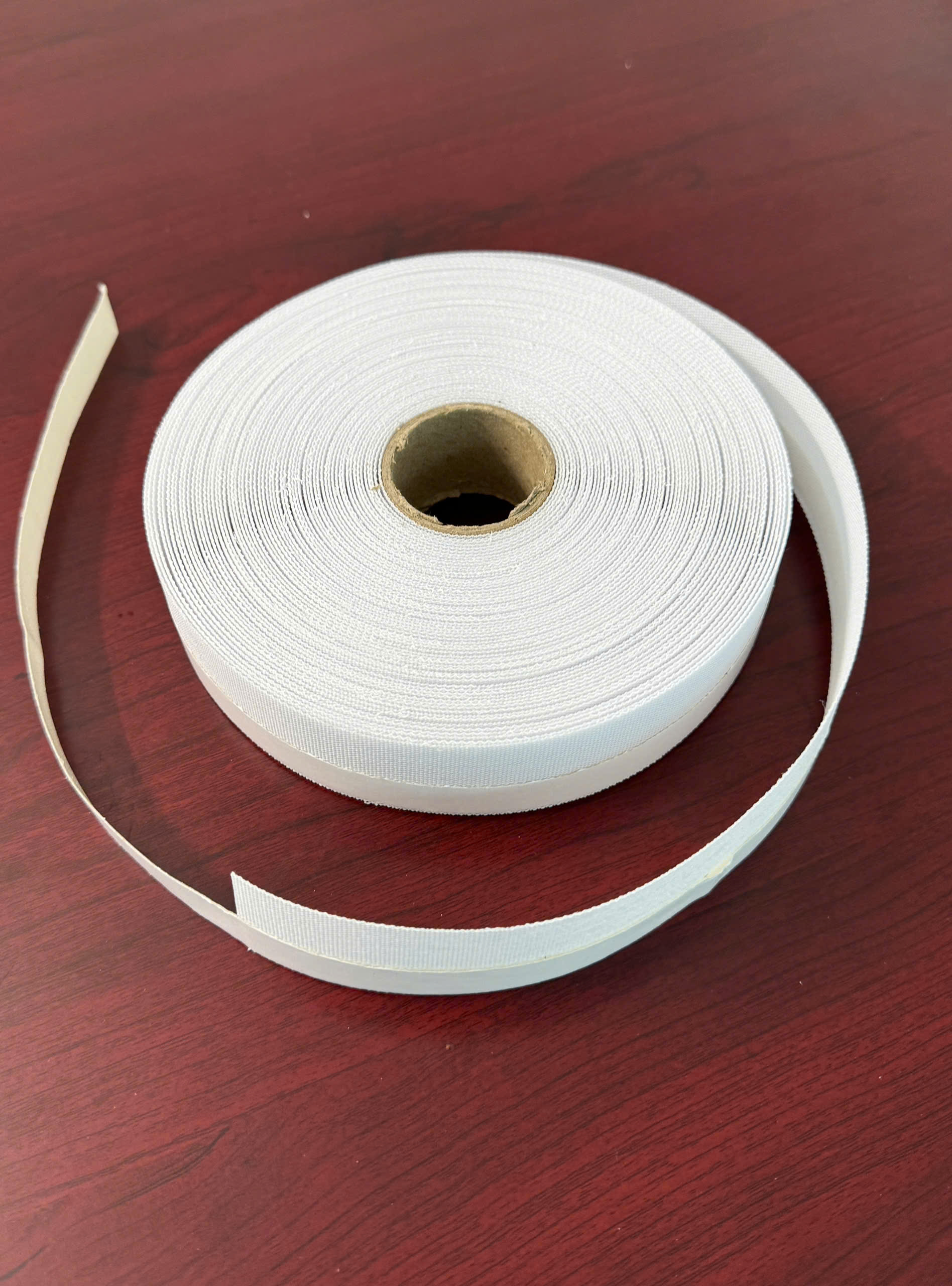 Tấm cạp viền cuốn lai bản 3.35cm x 20m Có keo tự dính