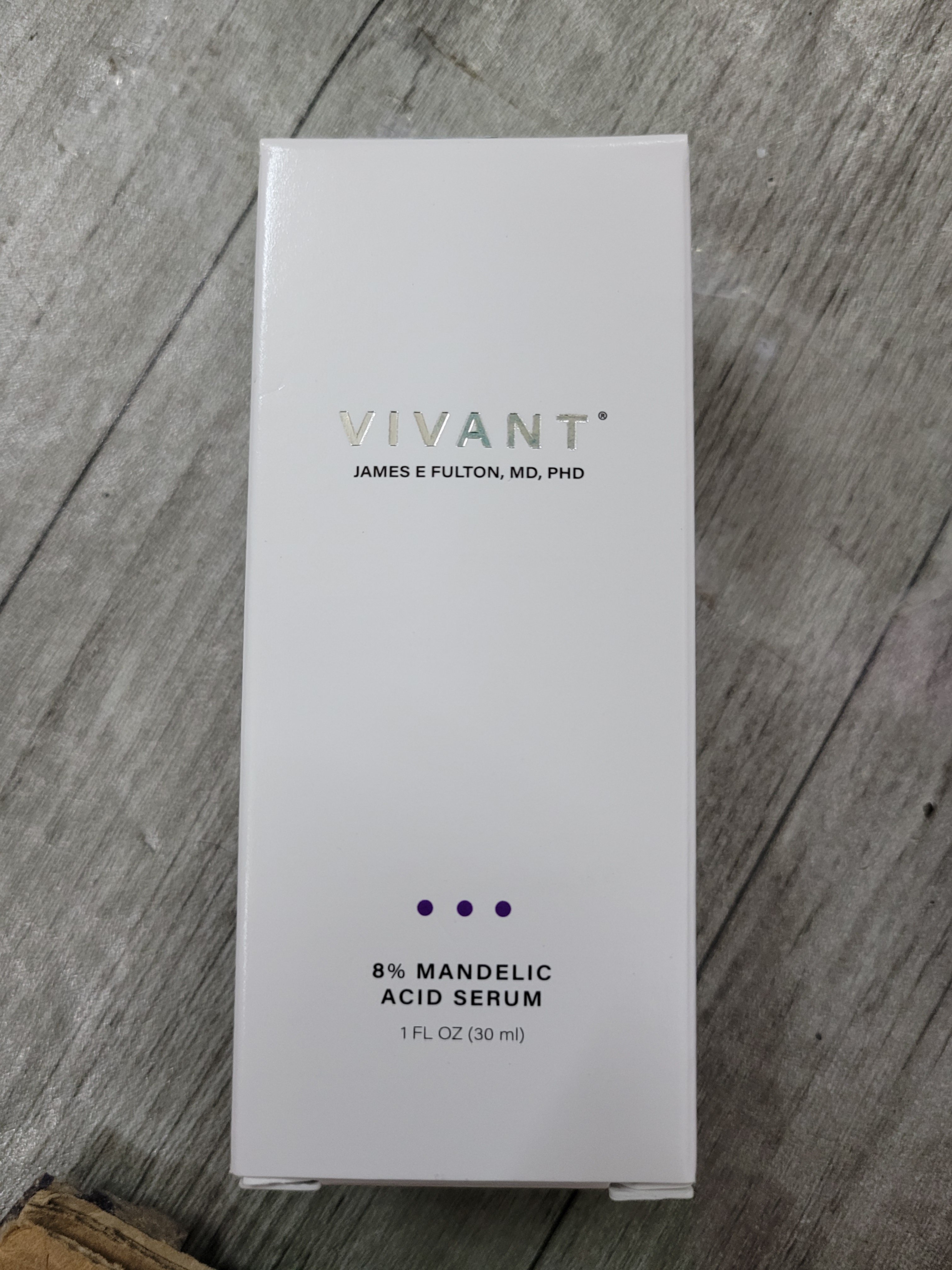 Vivant  8% Mandelic Acid 3-In-1 Serum Hỗ Trợ Tái Tạo Da 30Ml (Cty)