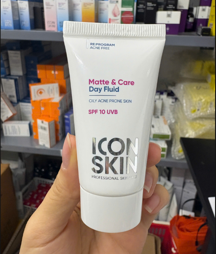 [ QT ] ICON SKIN Matte & Care Day Fluid tuýp 15ml (CTY)