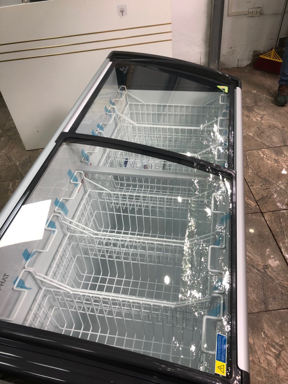 Tủ Bán Kem 450L Hòa Phát