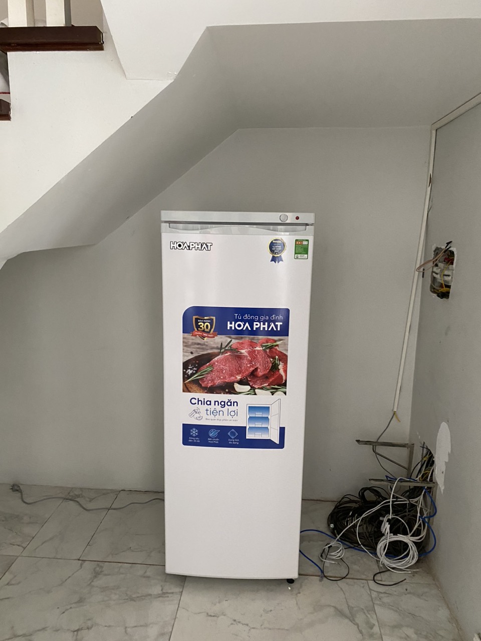 Tủ đông đứng Hòa Phát HPF UAH6208 208 lít 7 ngăn