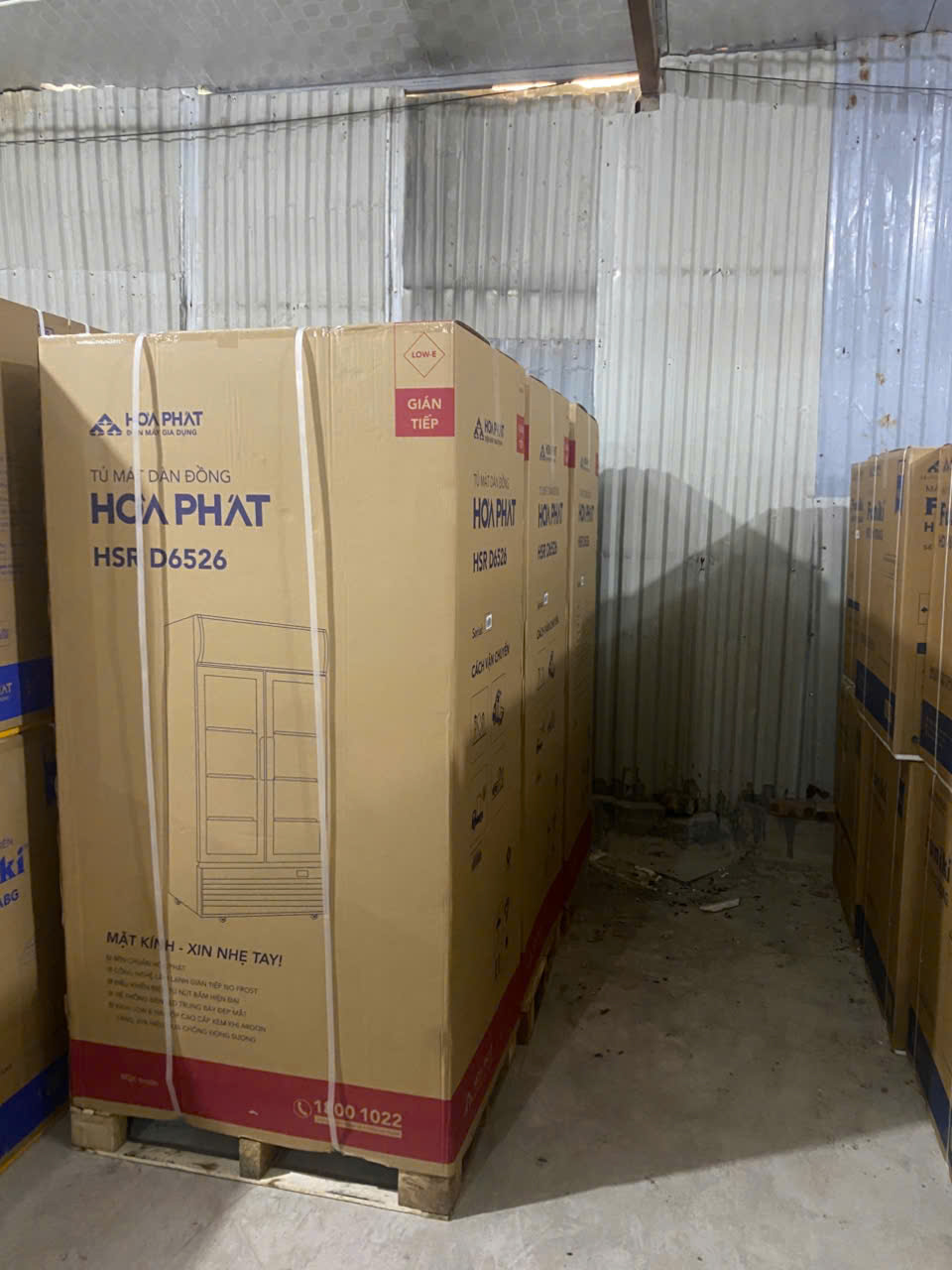 Tủ mát trưng bày Hòa Phát HSR D6526 526 lít DÀN ĐỒNG