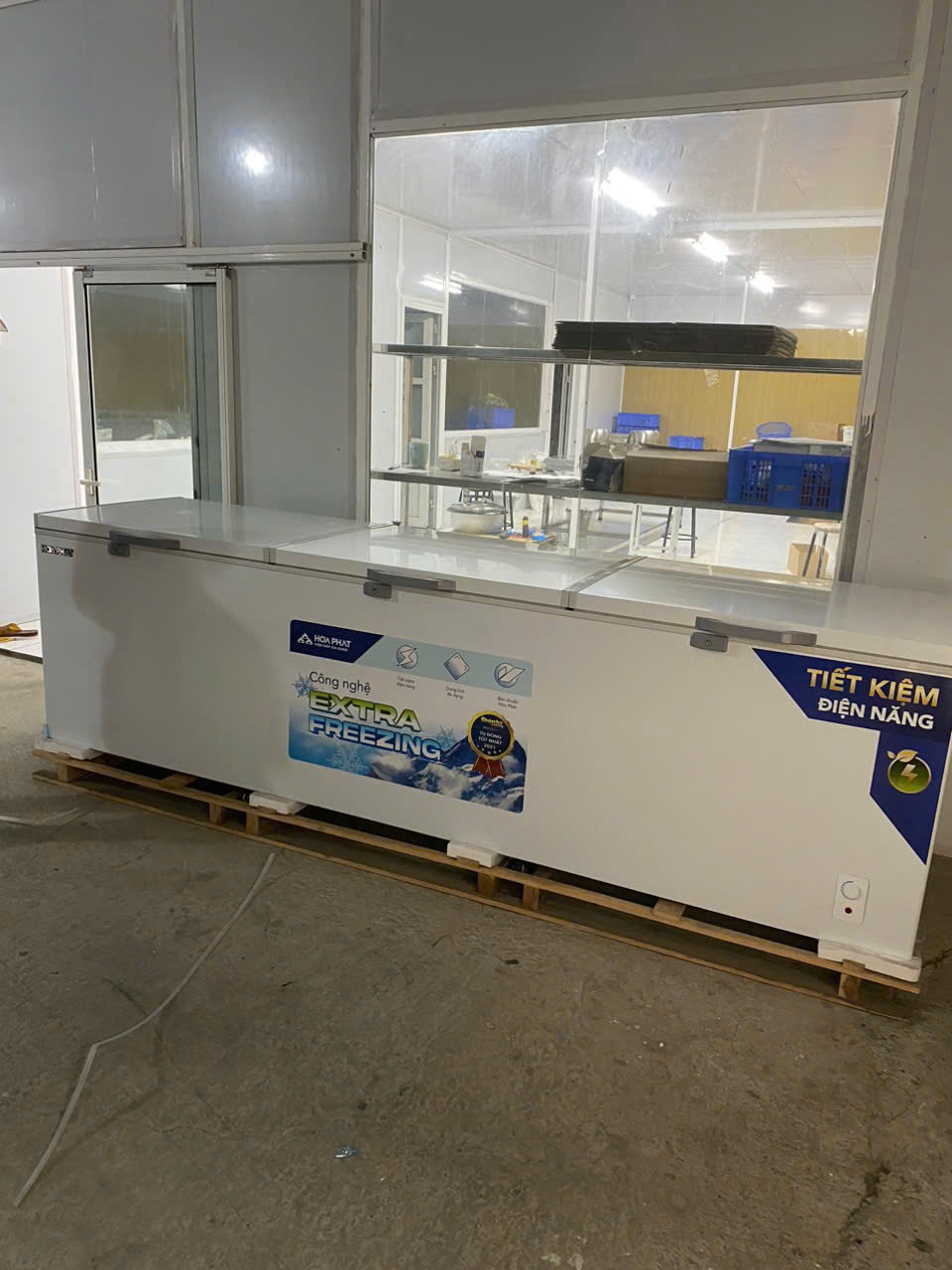Tủ đông dung tích lớn Hòa Phát Inverter HPF AD81190 1218 DÀN ĐỒNG lít