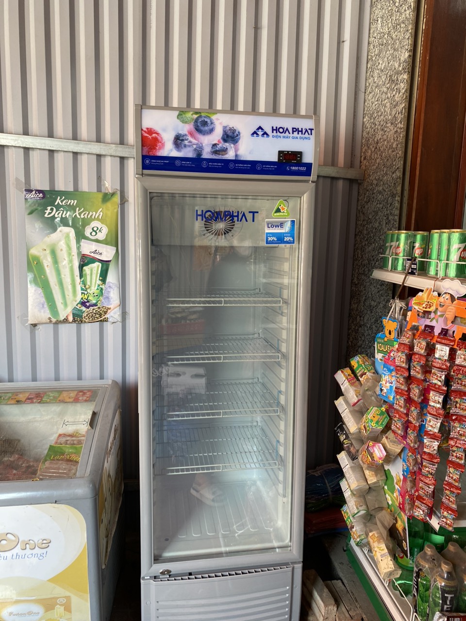 Tủ mát Hòa Phát HSR D6242 242 lít DÀN ĐỒNG