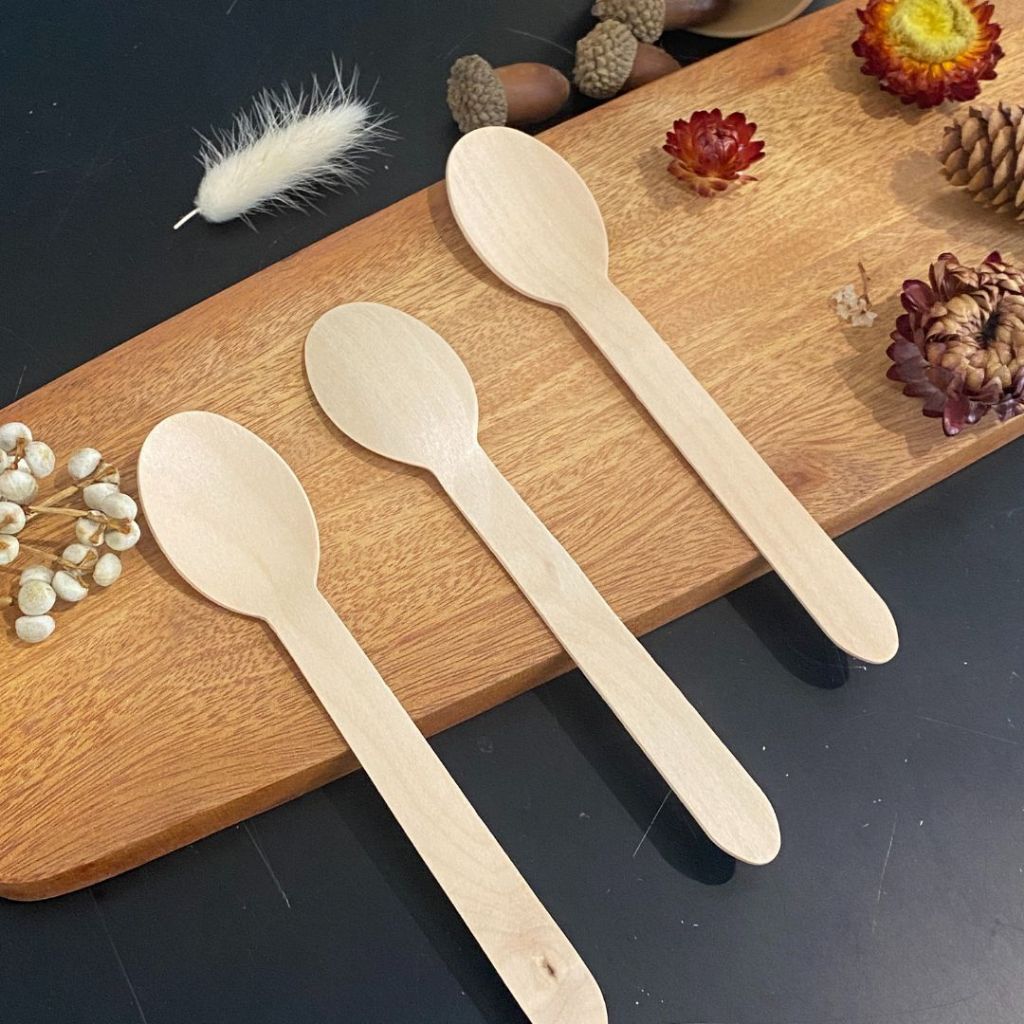 100 thìa muỗng/ nĩa/ dao gỗ xuất khẩu Nhật dùng 1 lần dài 16cm/ 11cm dùng ăn kem, bánh kem, cafe