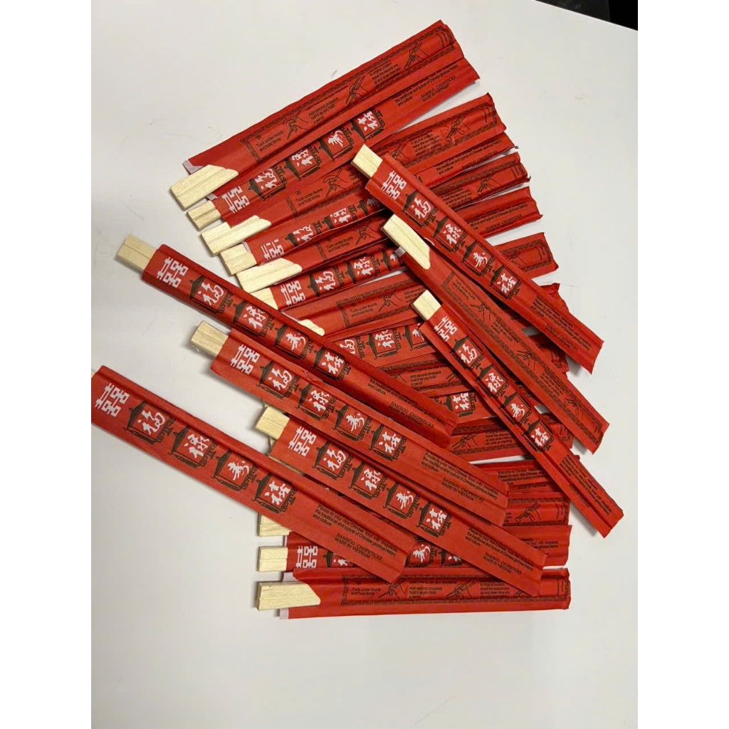 1000 đôi đũa gỗ tách bao đỏ xuất Nhật dùng 1 lần