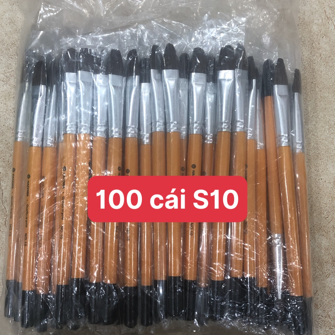 100 cái bút cán vàng đầu bằng S10