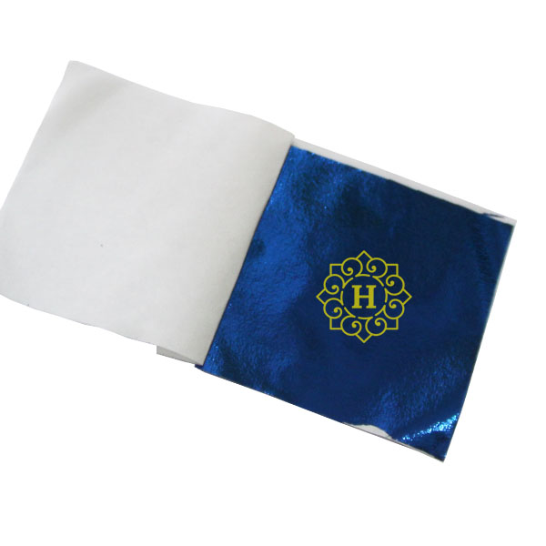 Lá vàng - màu xanh nước biển