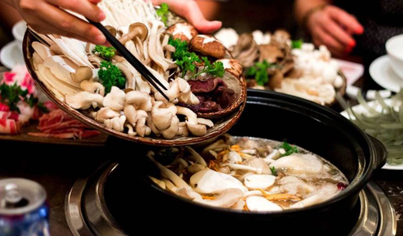 2 cách nấu lẩu nấm siêu ngon tại nhà