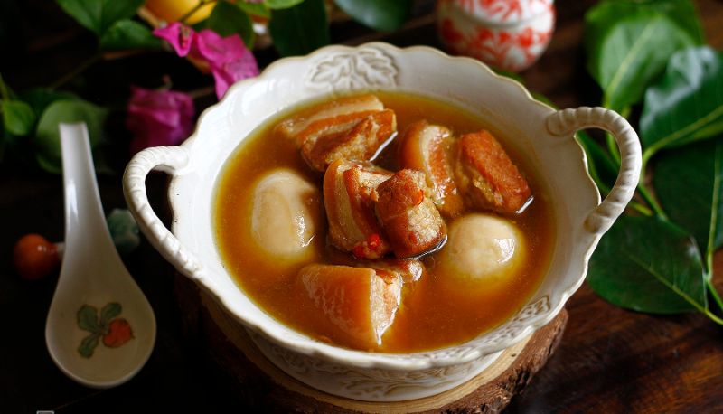 2 cách nấu thịt kho tàu chuẩn vị, mềm, thơm ngon
