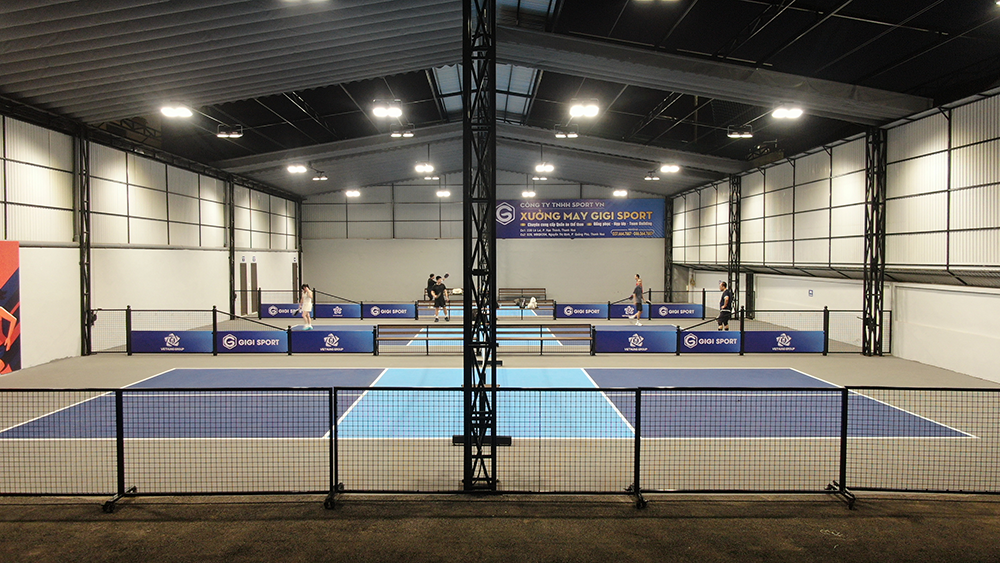 ☀️ LeSmart tiếp tục khẳng định năng lực cung cấp giải pháp năng lượng sạch cho doanh nghiệp với dự án điện mặt trời áp mái tại Sân bóng Việt Hùng.