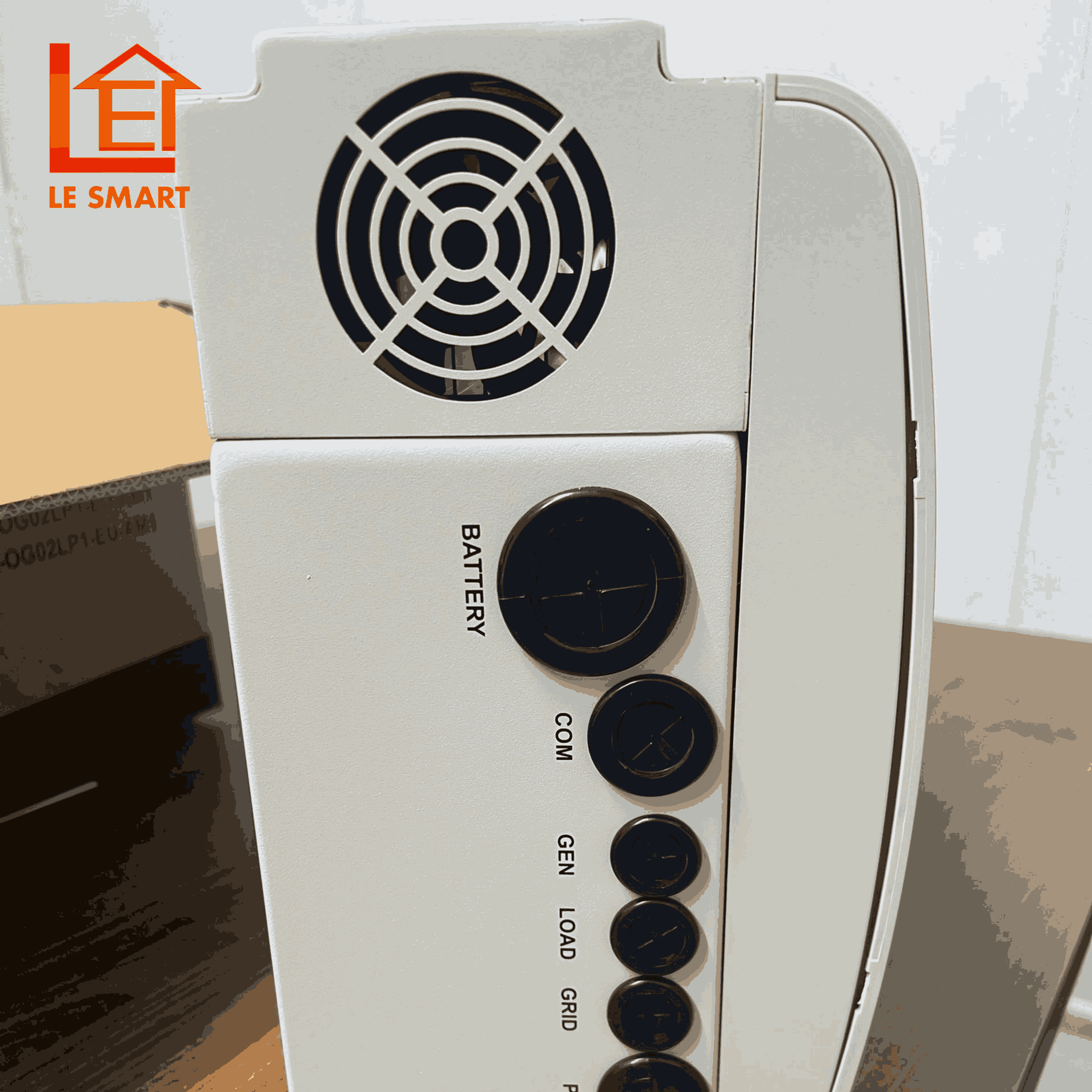 Off-Grid Deye SUN-6K-OG02LP1-EU-AM1