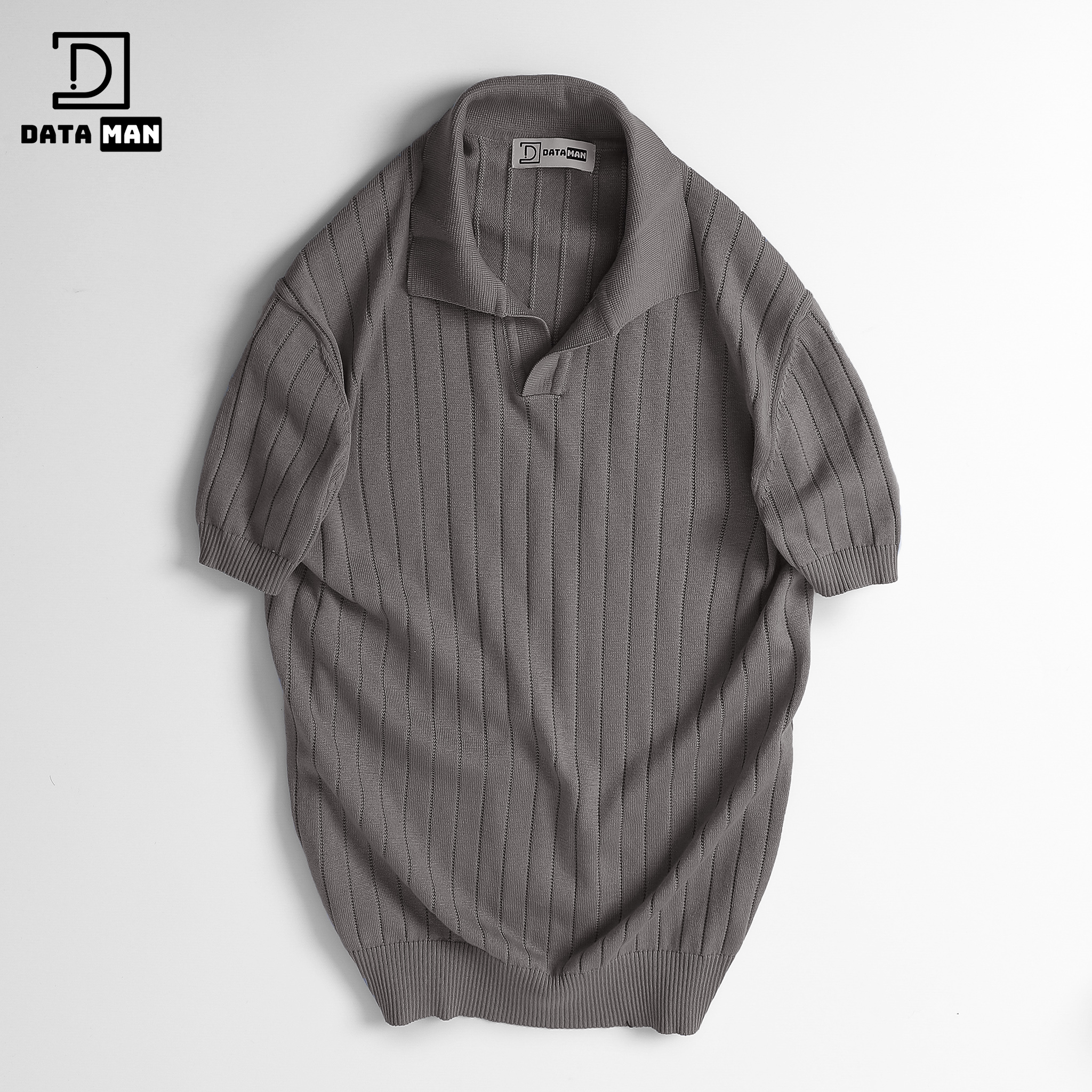 Áo Polo nam ngắn tay DATAMAN dệt kim, cổ chữ V, vải cotton chải kĩ mềm mịn, không bai xù - DT22-01