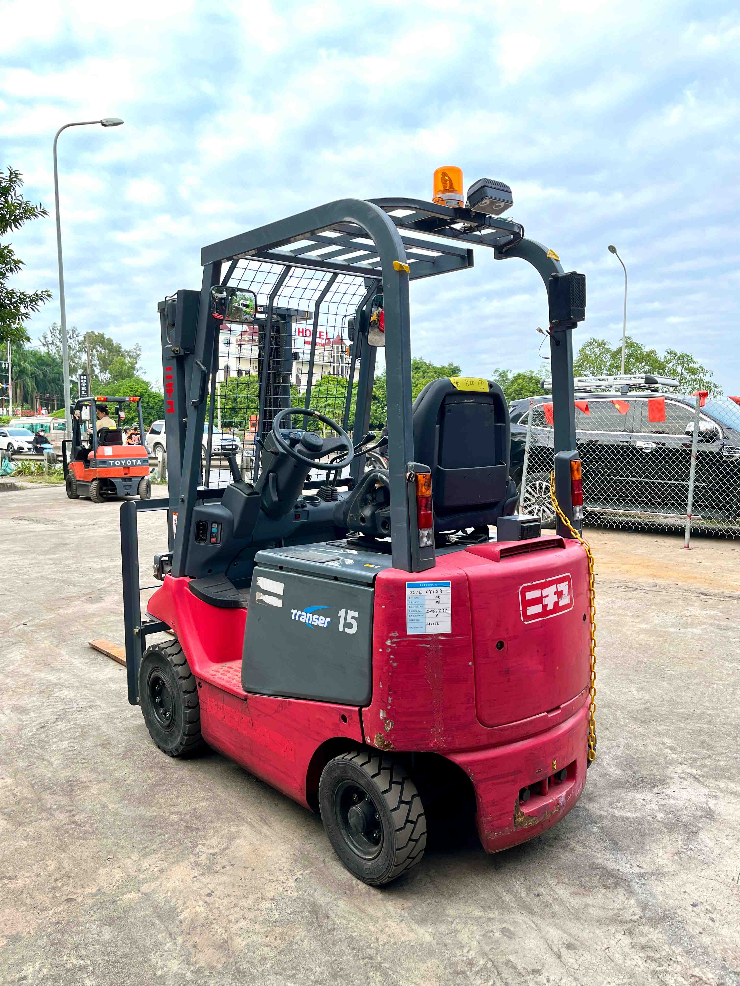 XE NÂNG ĐIỆN NGỒI LÁI NICHIYU 1,5 Tấn FB15PN-75B-300 (2012)