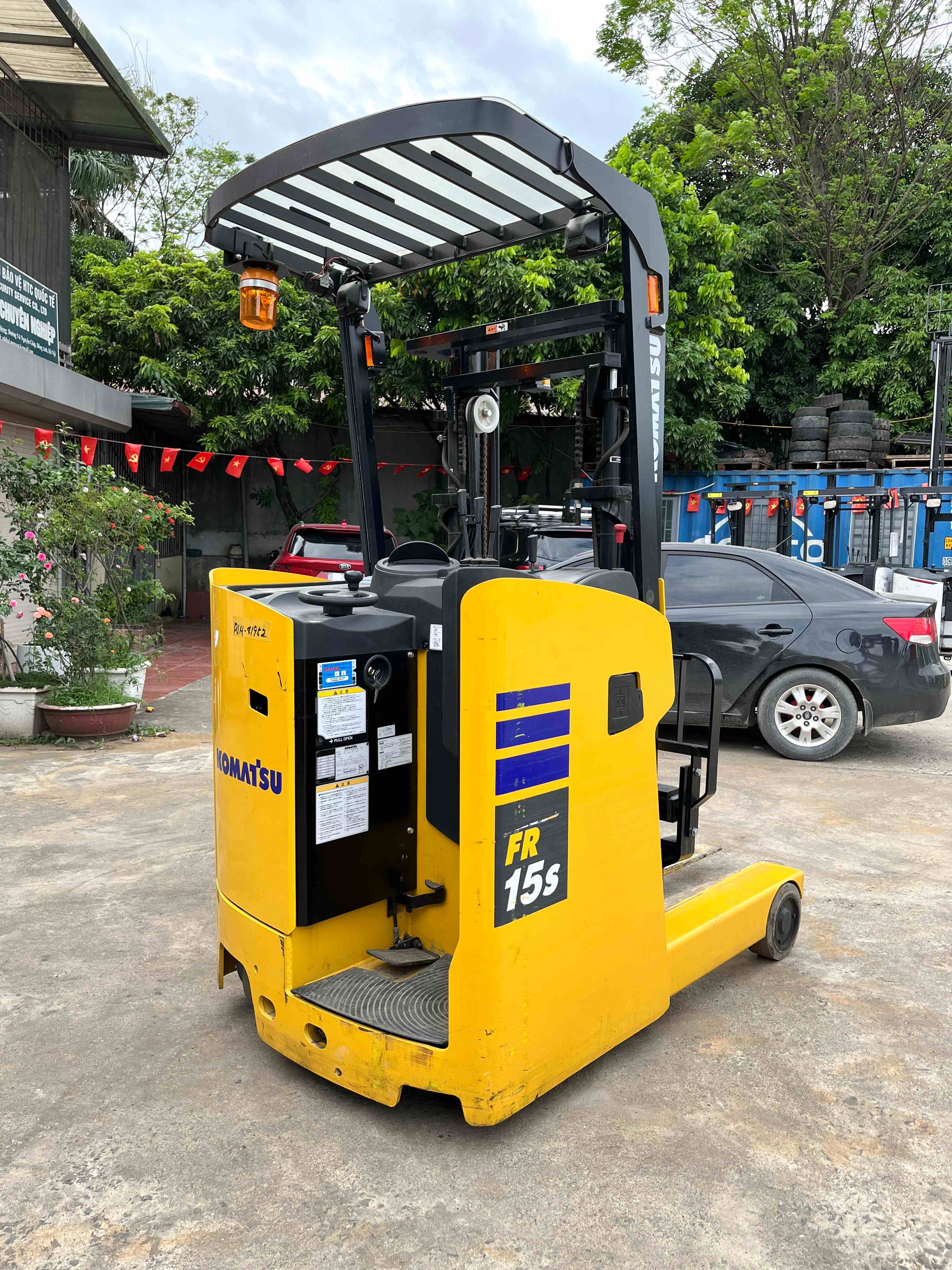 XE NÂNG ĐIỆN ĐỨNG LÁI KOMATSU 1,5 Tấn FR15S-5 (2024)