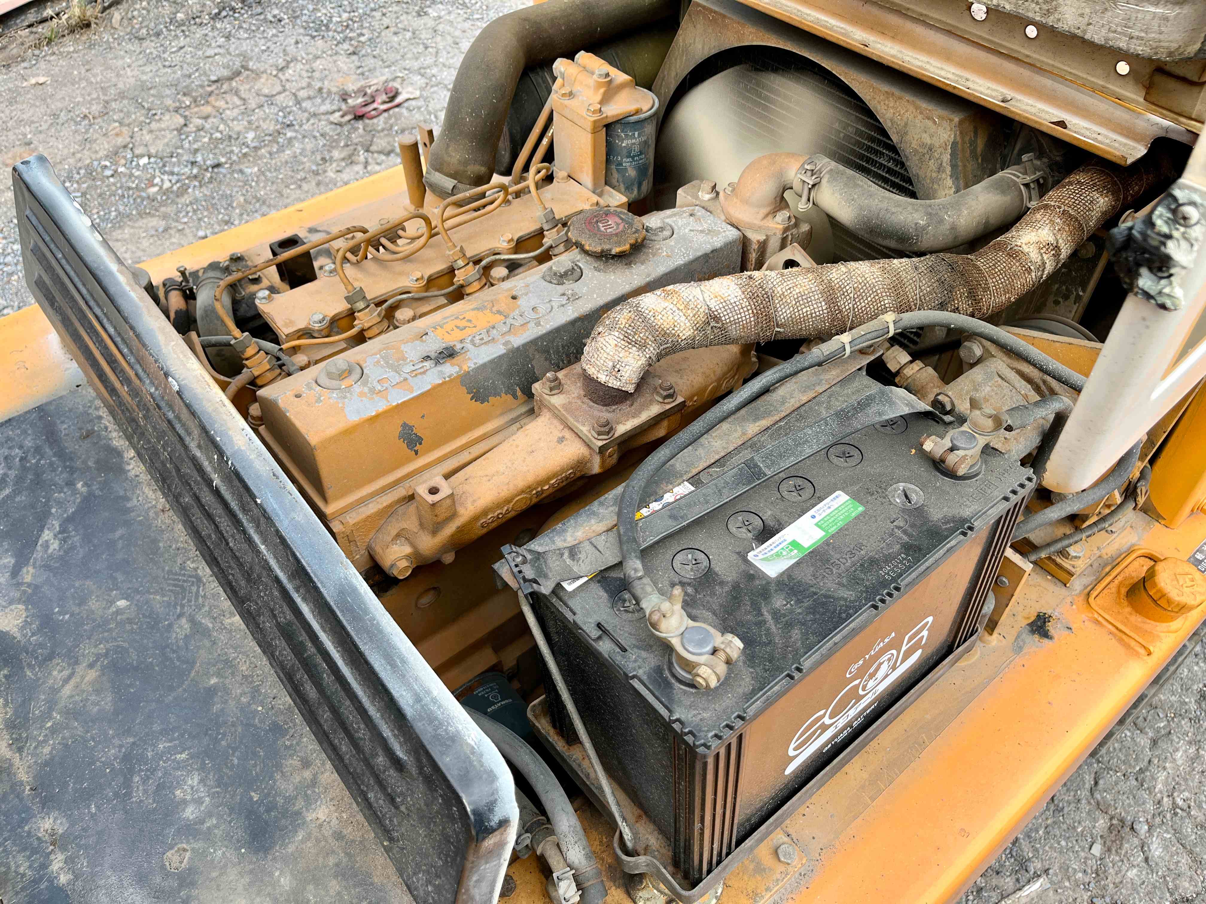 XE NÂNG DẦU KOMATSU 2,5 Tấn FD25-10