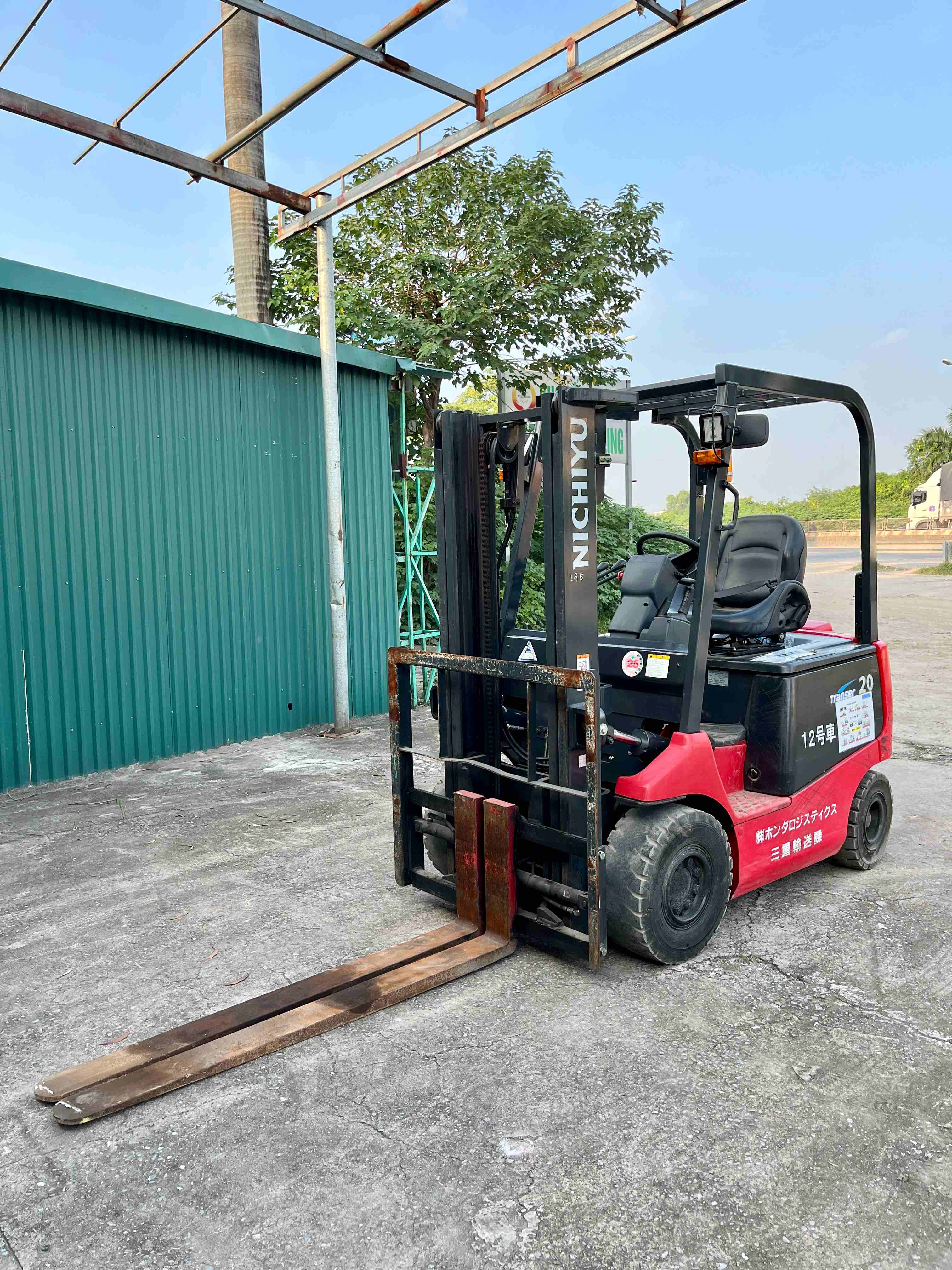 XE NÂNG ĐIỆN NGỒI LÁI NICHIYU 2 Tấn FB20PN-77B-300AE (2015)