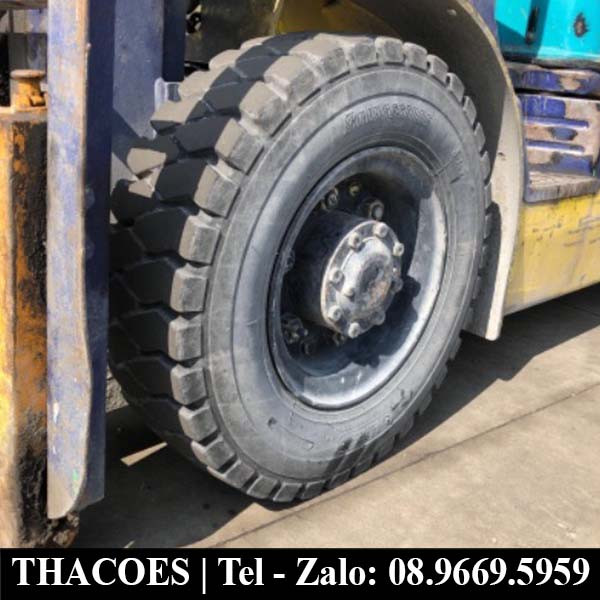 Xe nâng dầu Komatsu 2,5 tấn rẻ đẹp