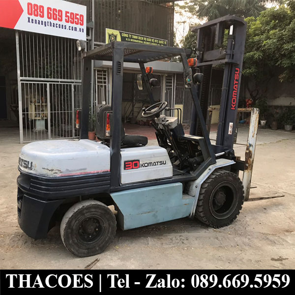 Xe nâng dầu Komatsu Nhật Bãi 3 Tấn FD30-11