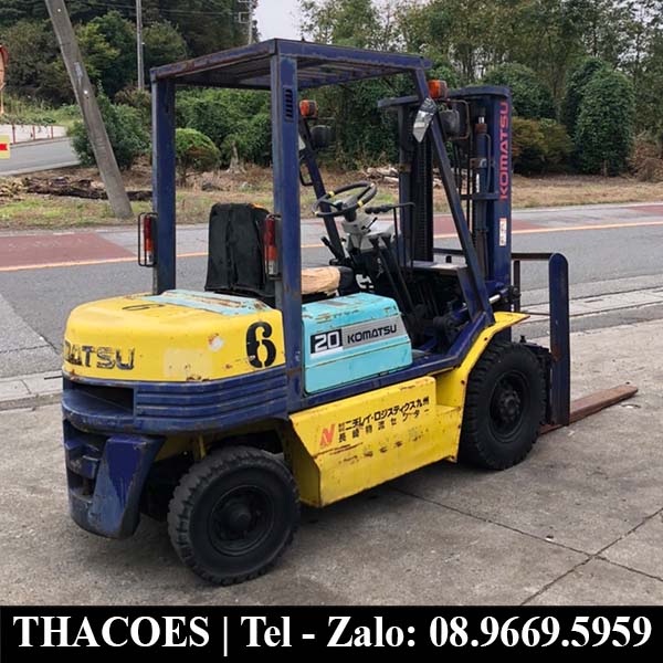 Xe nâng dầu Komatsu Bãi FD20-11 Siêu Rẻ
