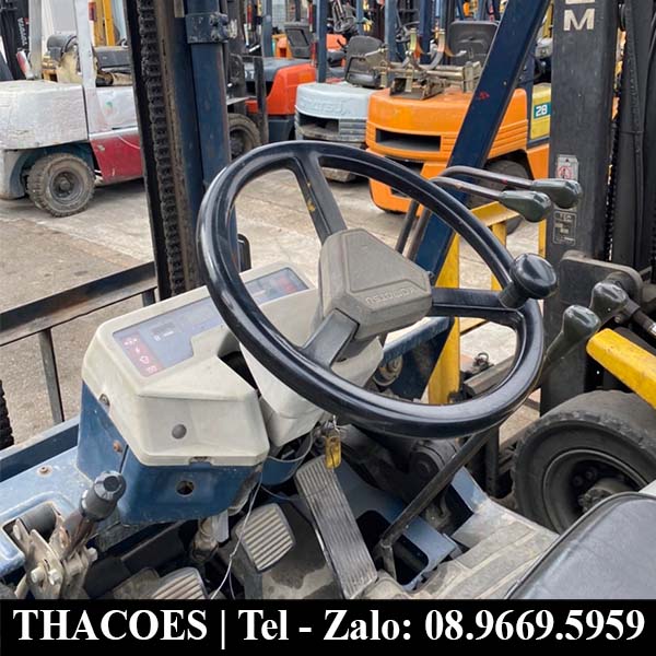 Xe nâng dầu Komatsu 2,5 tấn Nhật bãi rẻ