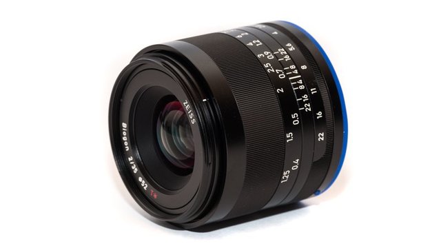 Carl Zeiss Loxia 35mm f/2.0 for Sony E-Mount (Chính hãng)
