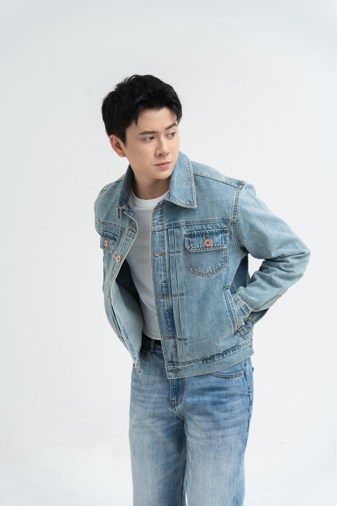 JACKET 002