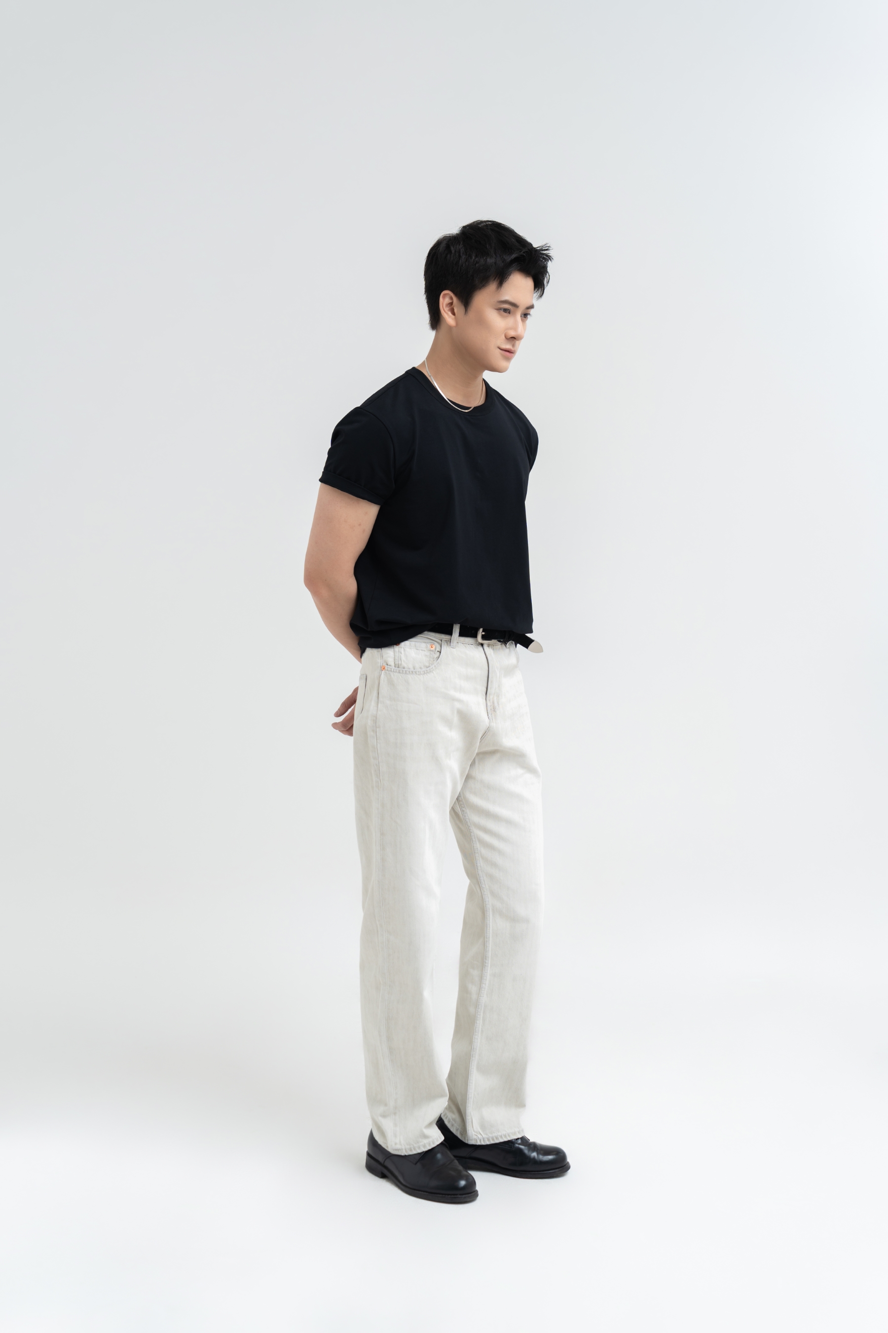 SS3 - FORM STRAIGHT FIT ỐNG GỌN