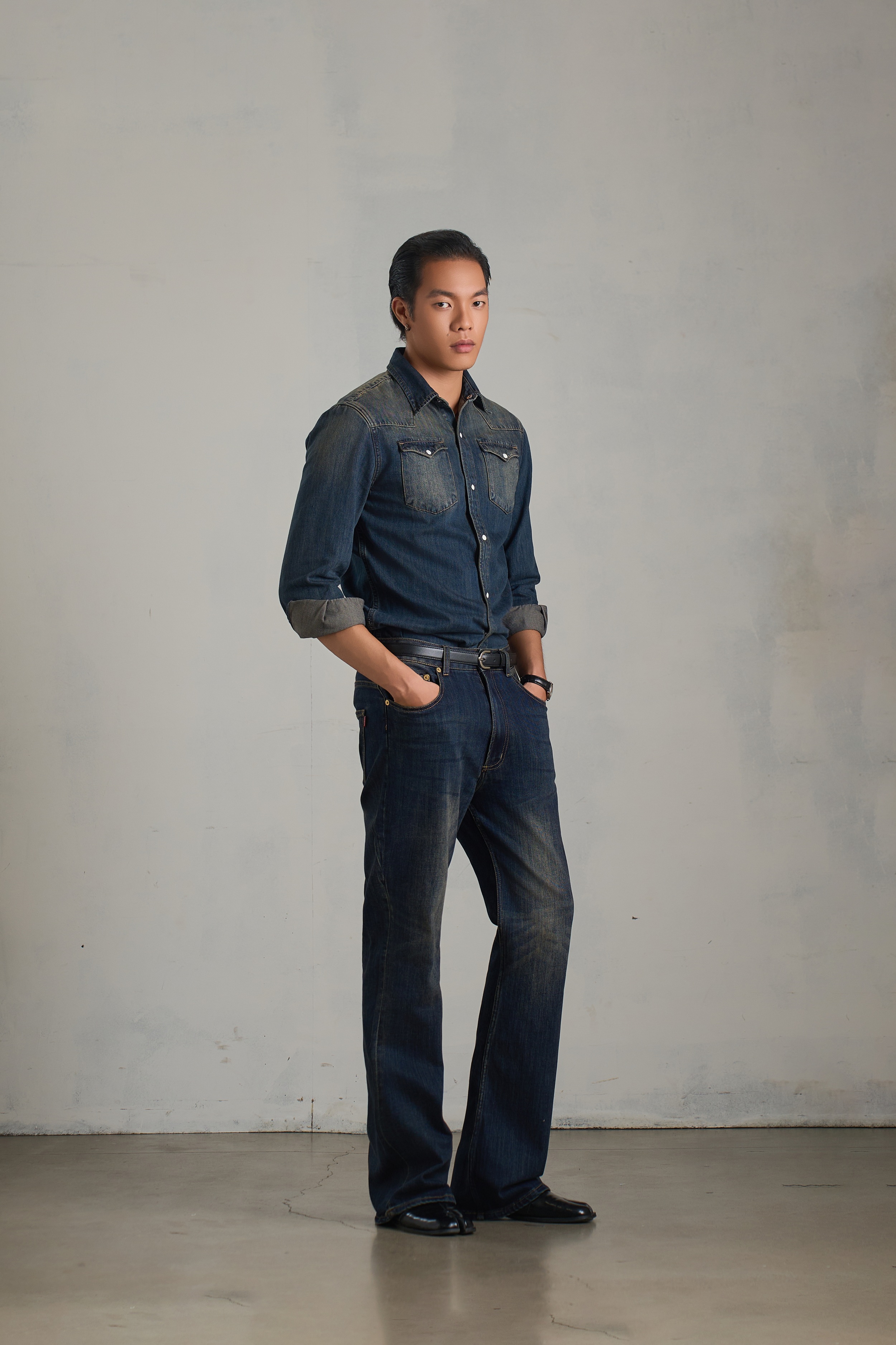 QUẦN JEAN FORM FLARE
