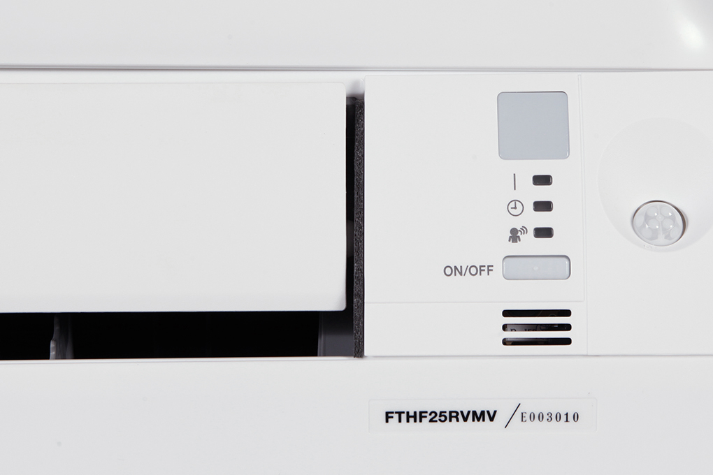Điều hòa Daikin FTHF25VAVMV 2 chiều inverter 8500 BTU - Chính hãng
