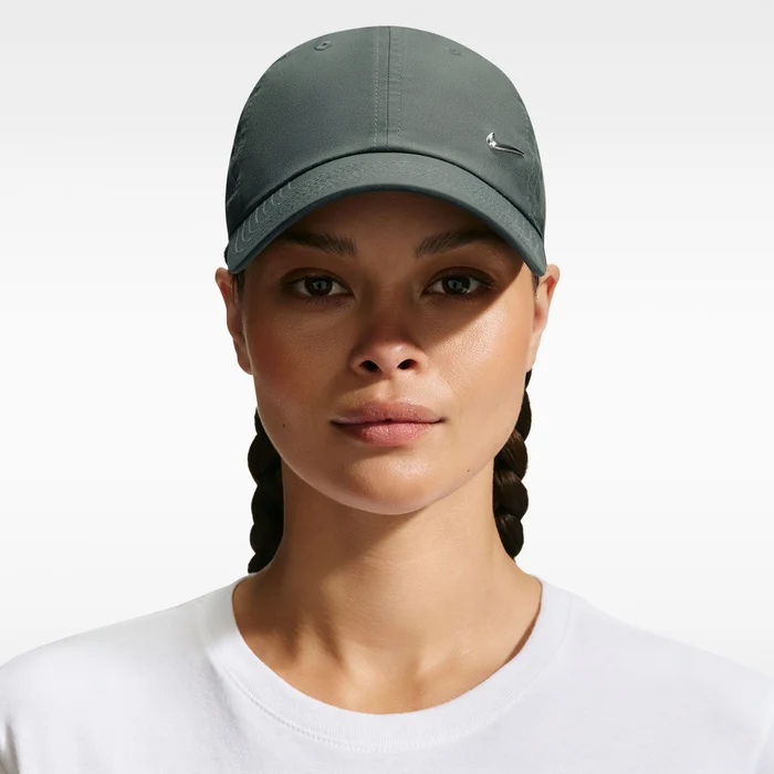 Mũ Nike Unisex Dri-FIT Club Unstructured Metal Swoosh Cap