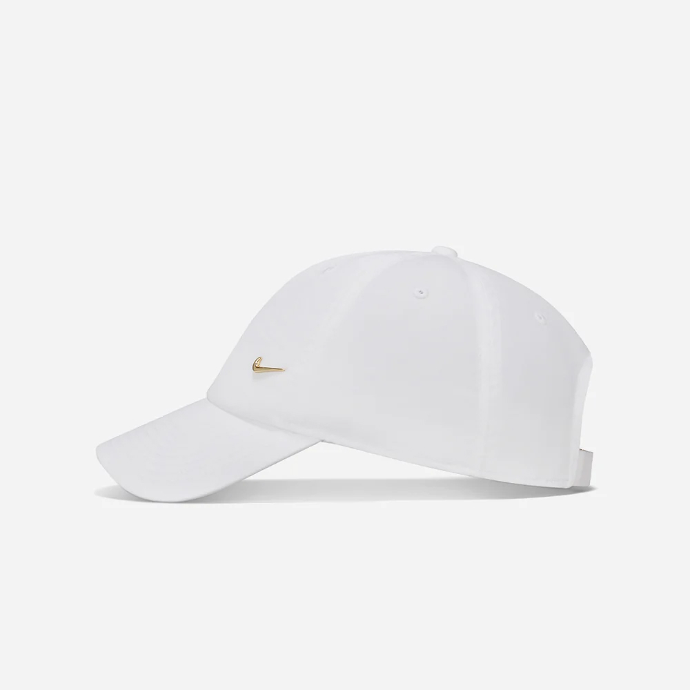 Mũ Nike Unisex Dri-FIT Club Unstructured Metal Swoosh Cap - White