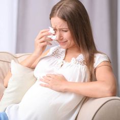 SÁT THỦ VÔ HÌNH TRONG THAI KỲ: TRẦM CẢM KHI MANG THAI NGUY HIỂM RA SAO ?