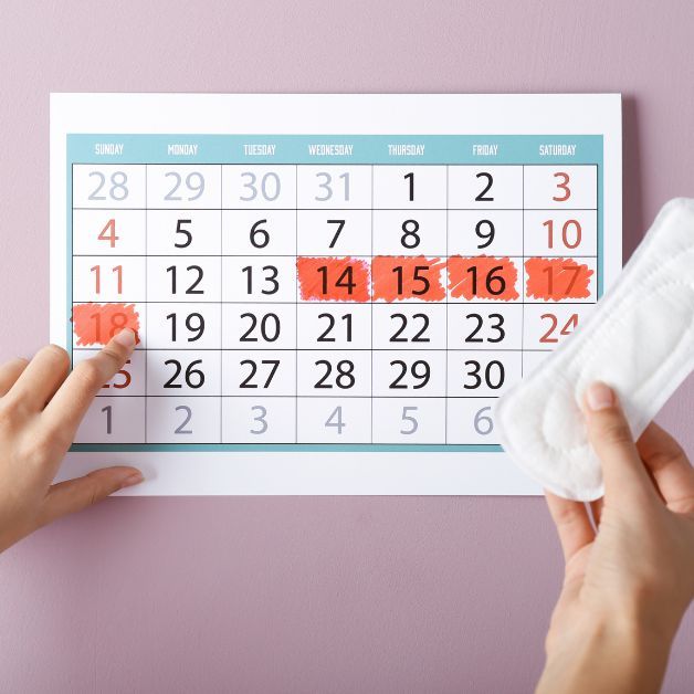 Chu kỳ kinh nguyệt không đều có nguy hiểm không? Dấu hiệu cảnh báo bệnh lý phụ khoa bạn không nên ngó lơ