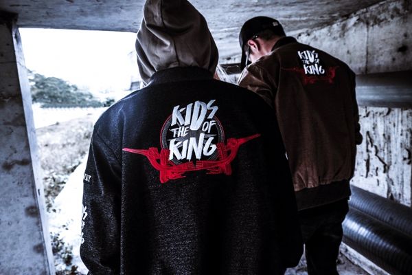 Hoodie và sweater – Item “must-have” của mùa lạnh