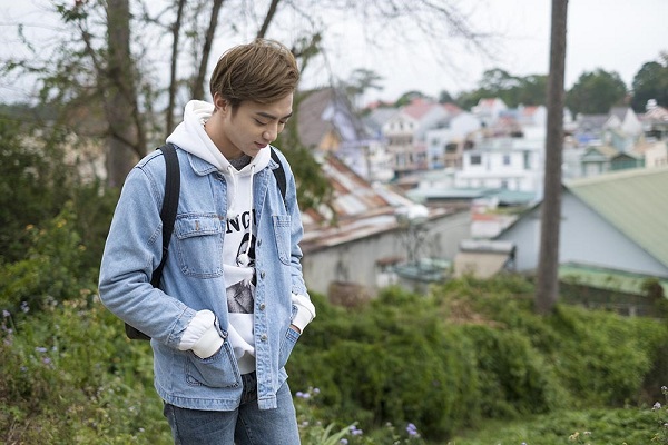 Gợi ý outfit nam đi Đà Lạt: Vừa ấm áp vừa thời trang