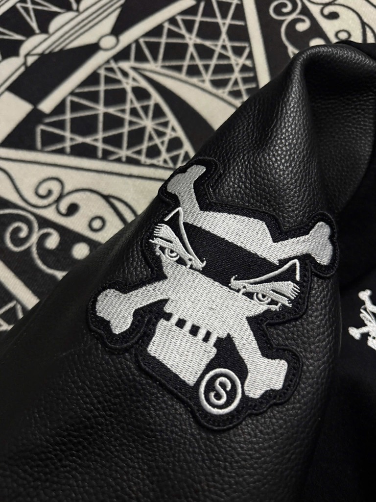 Varsiy stussy battle axes